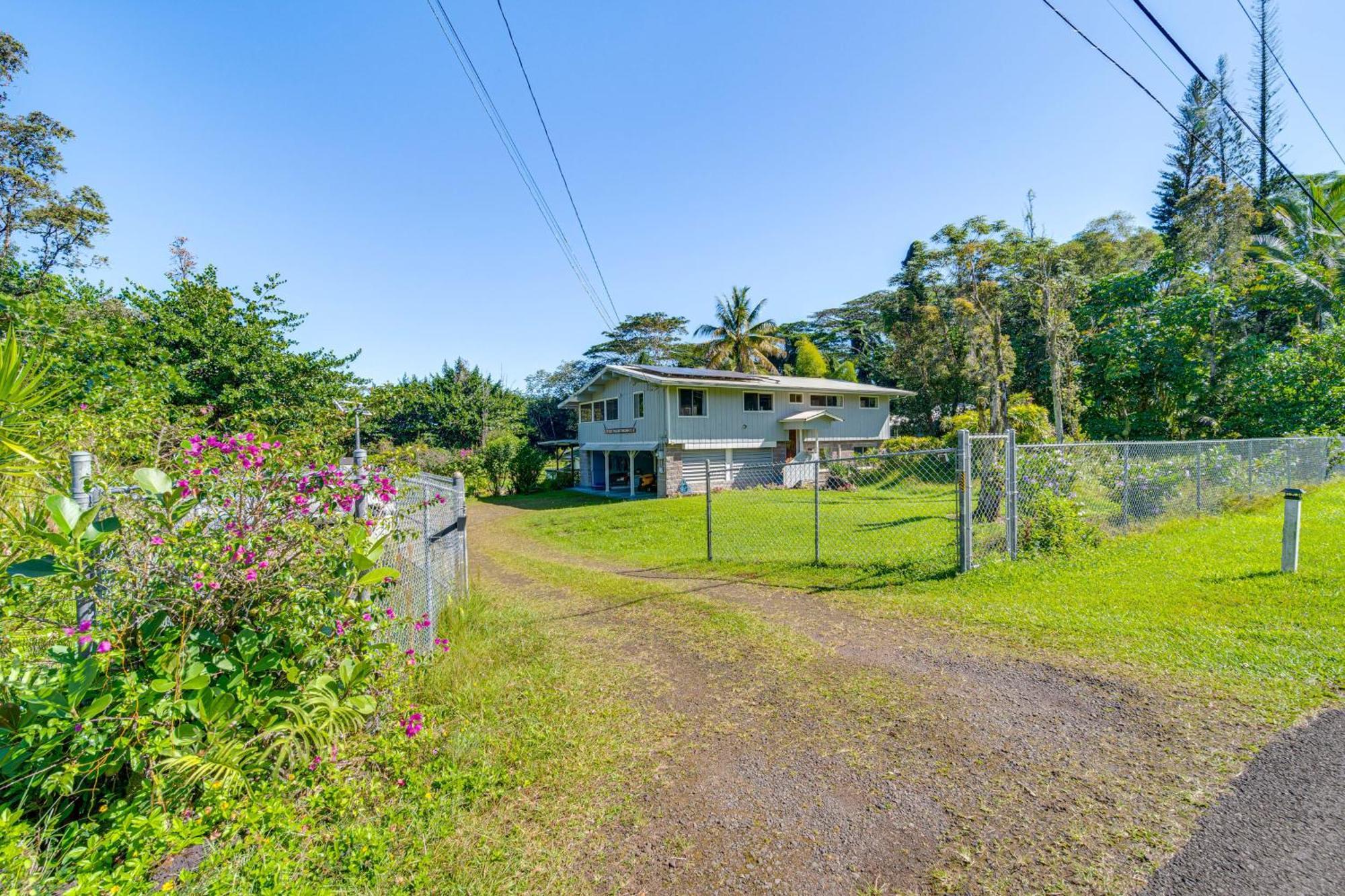 Keaau Apartment On Beautiful Acre With Pool And Deck! Bagian luar foto