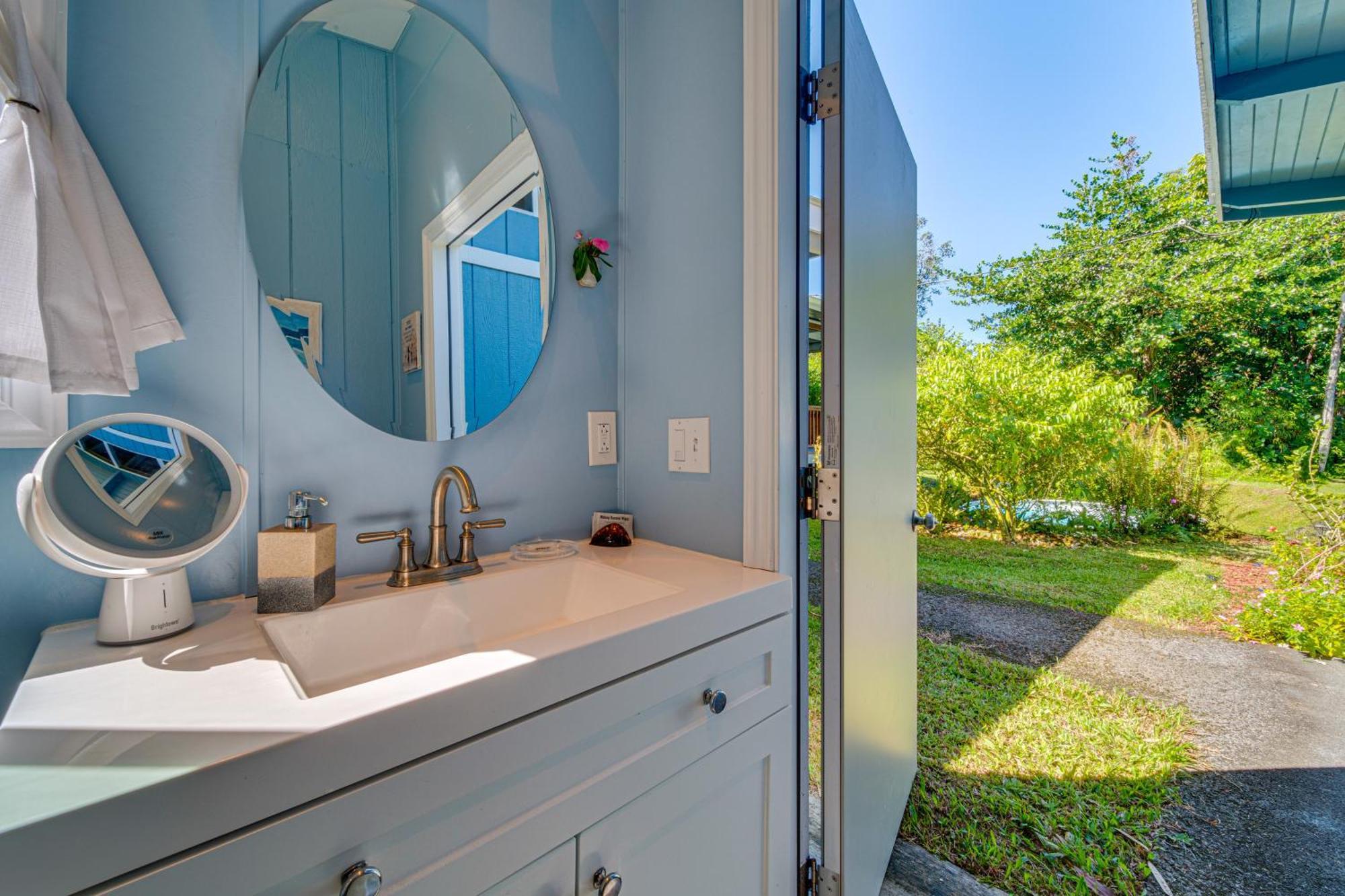 Keaau Apartment On Beautiful Acre With Pool And Deck! Bagian luar foto